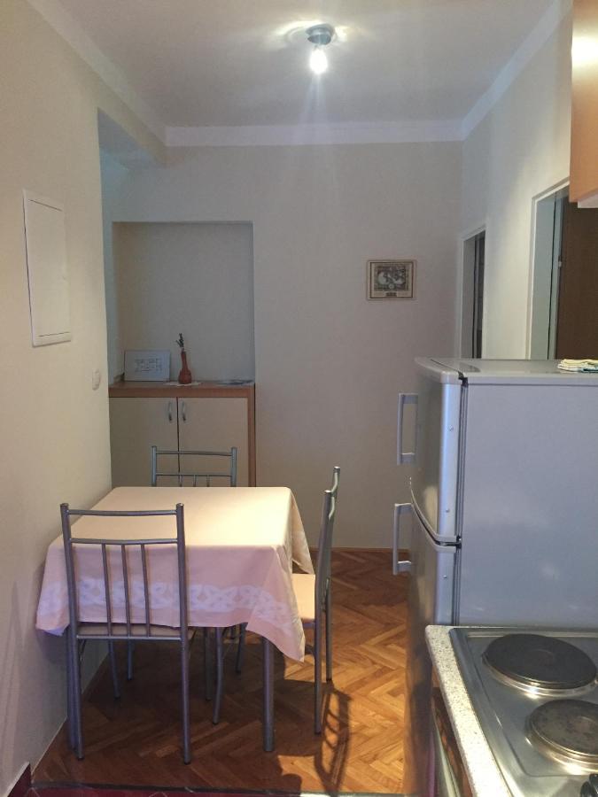Apartments With A Swimming Pool Banjol, Rab - 11382 Екстериор снимка