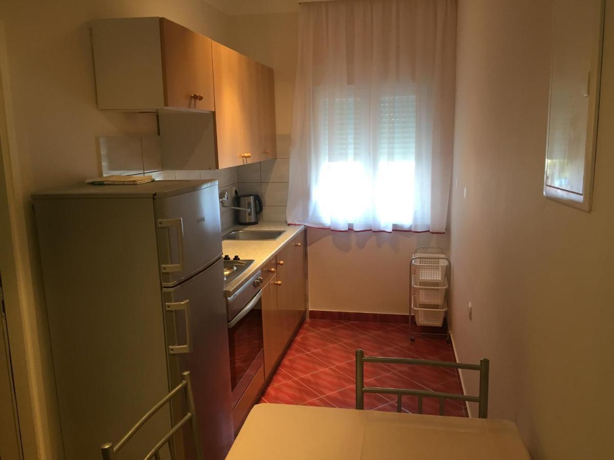 Apartments With A Swimming Pool Banjol, Rab - 11382 Екстериор снимка