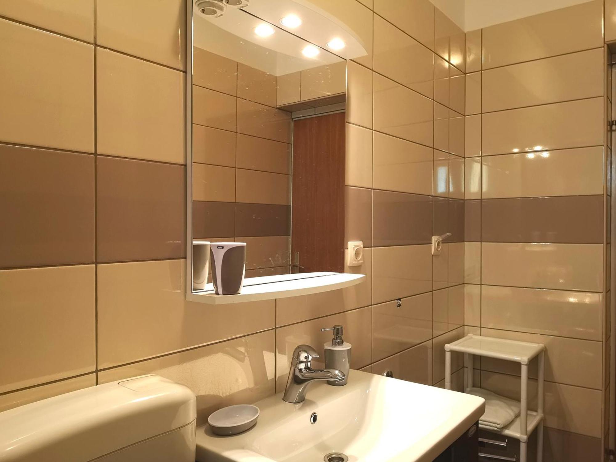 Apartments With A Swimming Pool Banjol, Rab - 11382 Стая снимка